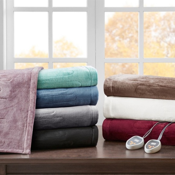 Brookstone Cream Electric Blanket - Picture 3 of 5